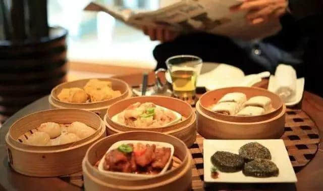 你阿爺嘅阿爺，去開邊度飲茶？