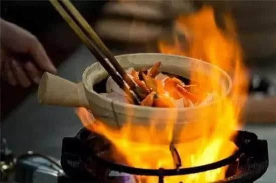 燜煀滾扣啫，粵菜幾十種煮法邊種最和味？