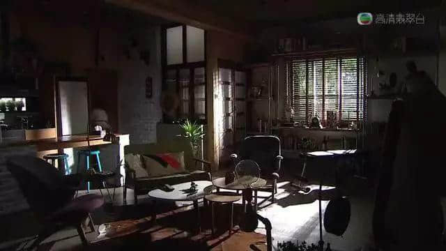 微信捉綁匪，黑社會(huì)賣奶粉，我越嚟越睇唔明依家嘅TVB！