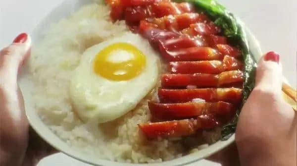 40分鐘嘅青春，換一餐黯然銷魂嘅煲仔飯