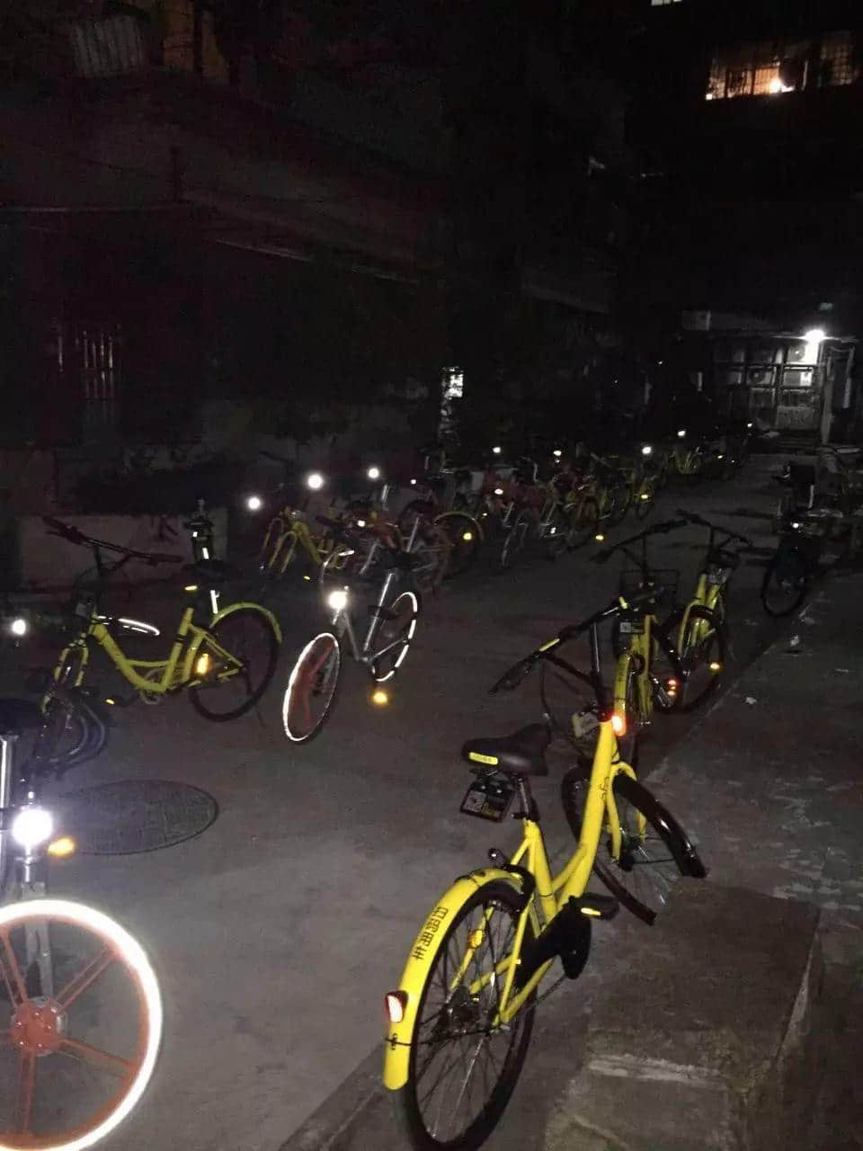 從稀缺到泛濫，廣州即將面臨單車圍城？