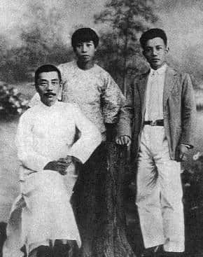 一百幾年前，廣東人去照相館影相要使幾錢？