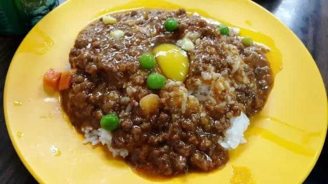 碟頭飯：窮人嘅恩物，平民嘅浪漫