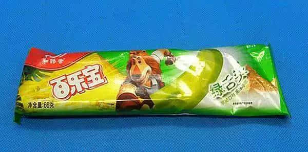 打開(kāi)士多雪柜，你第一個(gè)攞起嘅雪糕系咩？