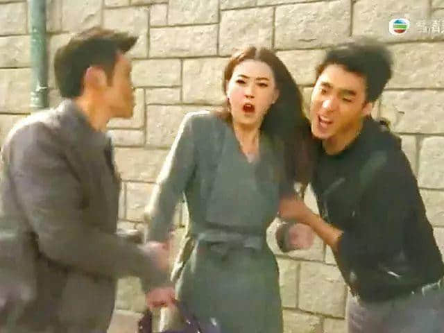 撞人撞期撞劇情，TVB先系史詩級“連環(huán)車禍”現(xiàn)場