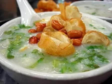 喺廣州淪陷之前，干炒牛河仲未出世？