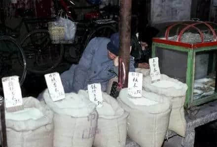 70后80后，你哋應(yīng)該點(diǎn)同00后介紹自己長(zhǎng)大嘅廣州？