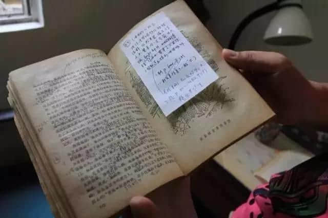 我系十足十嘅廣州人，廣州話系我嘅生產(chǎn)工具