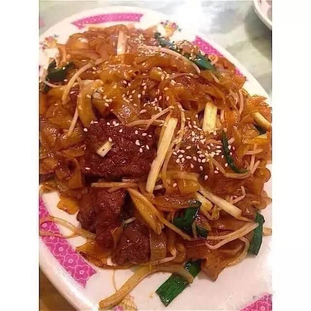 史上最強(qiáng)廣州干炒牛河攻略，美食達(dá)人幫你試勻曬！