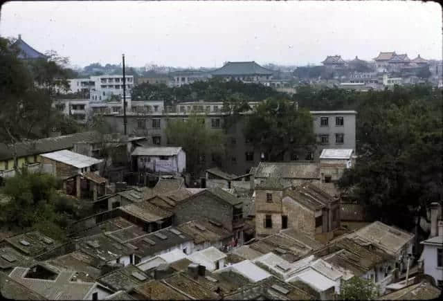 1972年嘅廣州校園生活，當(dāng)時啲學(xué)生哥能文能武！
