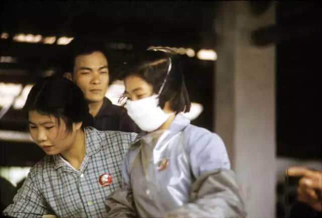 1972年嘅廣州校園生活，當(dāng)時啲學(xué)生哥能文能武！