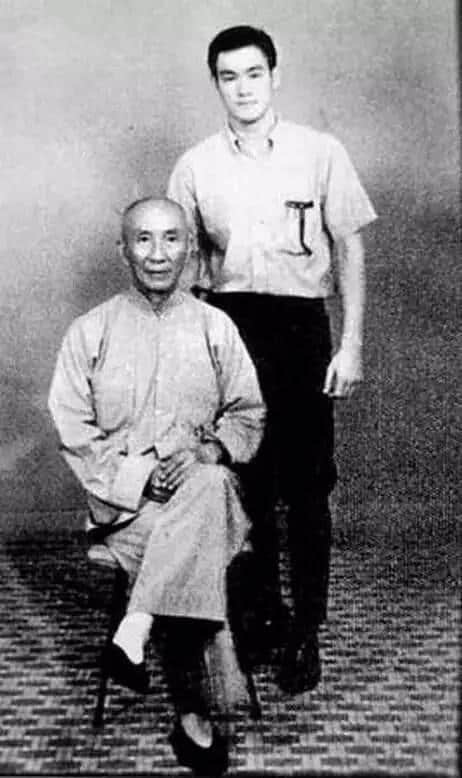 全世界都知道李小龍勁抽，佢究竟勁喺邊？