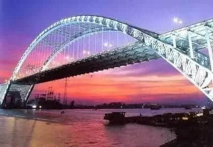 橫跨珠江嘅大橋，每一座都系屬于廣州嘅回憶