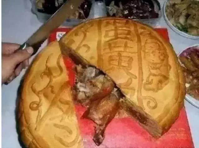 隔住屏幕都覺得核突，呢啲乜嚟咖？