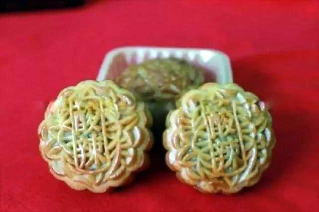 隔住屏幕都覺得核突，呢啲乜嚟咖？