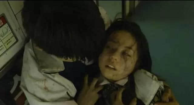 《釜山行》觀后感：其實(shí)女朋友同喪尸有咩分別？