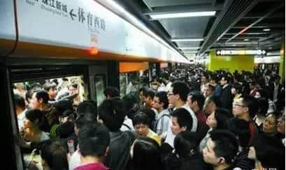 呢個(gè)系我睇過最全面嘅廣州地鐵吐槽合集 呢個(gè)系我睇過最全面嘅廣州地鐵吐槽合集