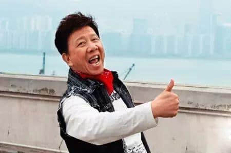 粵語俗語太多？廟街歌王已經(jīng)幫你寫成歌