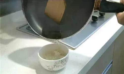 淡茂茂，血淋淋，只有廣府人先會鐘意呢道菜
