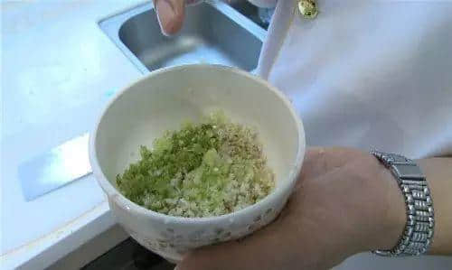 淡茂茂，血淋淋，只有廣府人先會鐘意呢道菜
