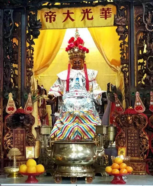 當(dāng)年廣州中軸線，人山人海賀華光