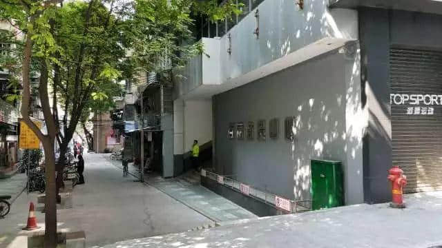 九曜坊│當(dāng)年歌舞酬神悲劇處，今日花市迎春喜慶地