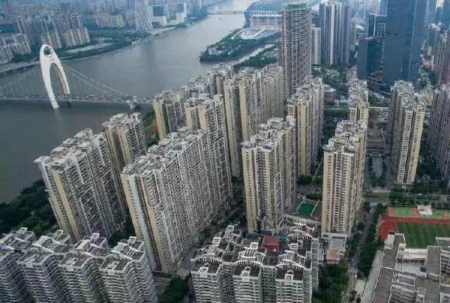 在廣州，有種魔幻人生叫“獵德”