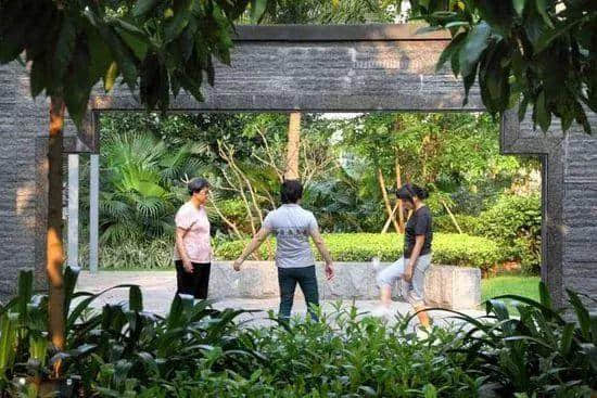 在廣州，有種魔幻人生叫“獵德”