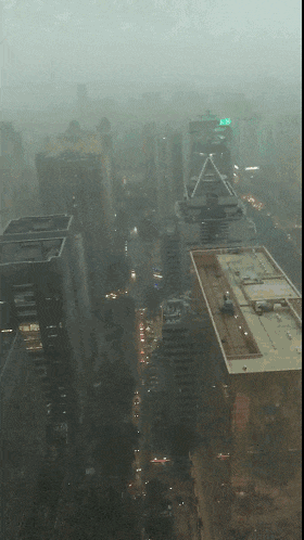 淼淼淼淼淼 | 朋友圈暴雨刷屏，我只服廣州人
