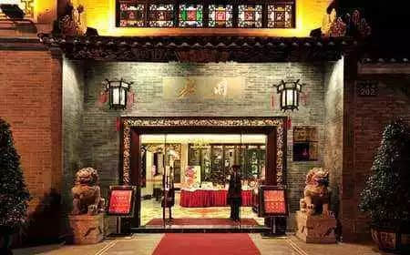 日漸消失的廣州夜茶，是否印證著廣州已經(jīng)失去光華？
