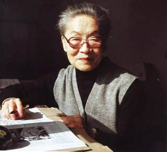 楊絳仙逝,享年105歲丨她送給年輕人的12句話,值得一讀再讀! 楊絳仙逝,享年105歲丨她送給年輕人的12句話,值得一讀再讀!