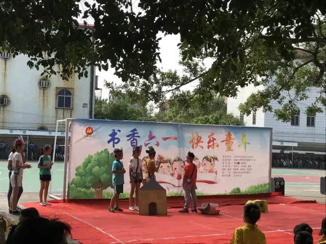 每個(gè)過兒童節(jié)嘅大人，其實(shí)都系有病