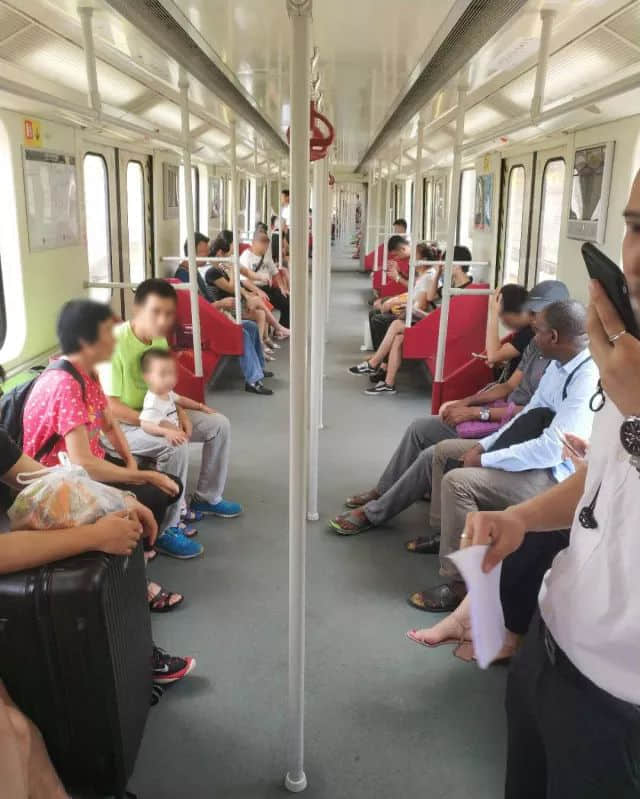 有個(gè)身家百億嘅廣州仔過生日，你唔準(zhǔn)備同佢講聲生日快樂？