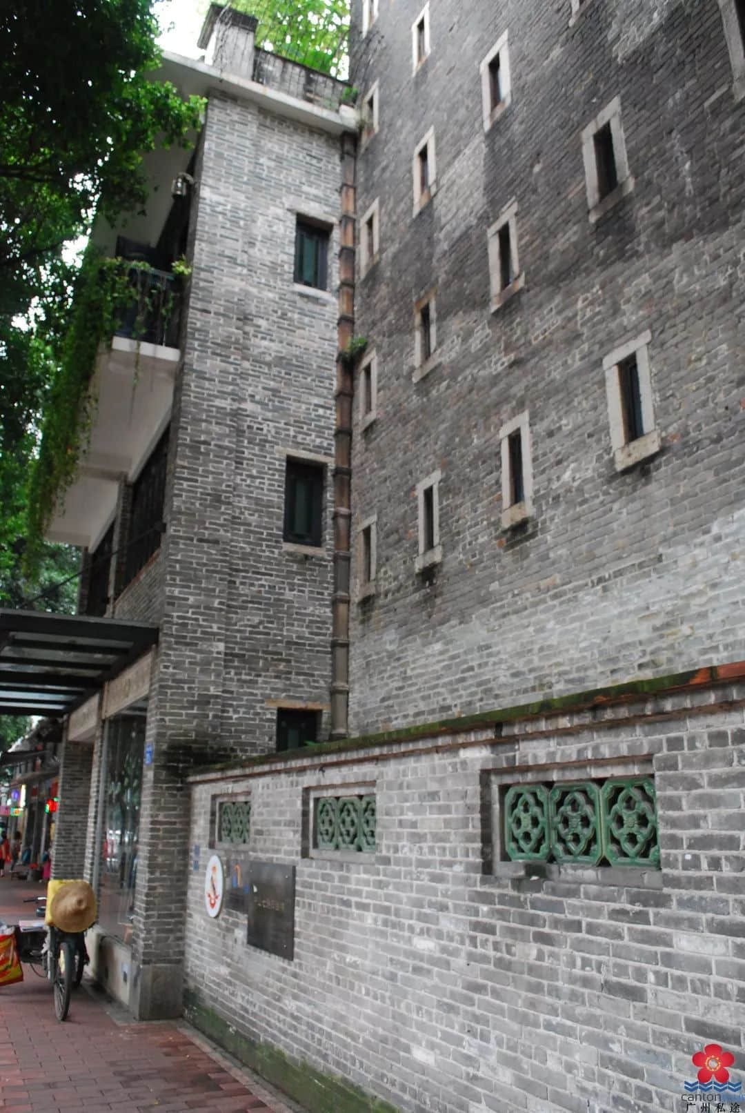 曾經(jīng)“當(dāng)鋪多過米鋪”：這種民間金融業(yè)為何在短時間內(nèi)盛極而衰？
