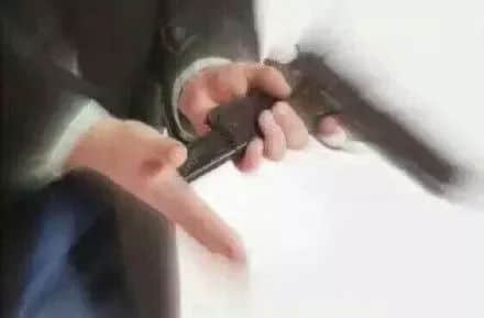 死逃行者大富翁，你可以行幾多步？