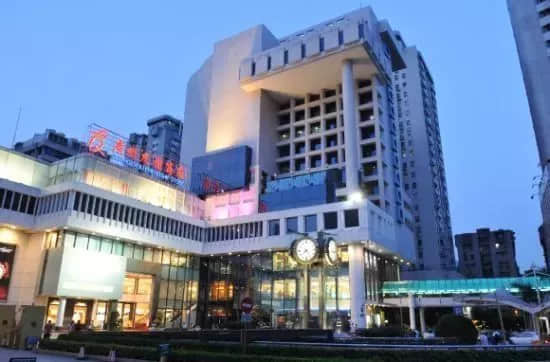 被天河奪去C位后，走到中年的環(huán)市東還剩下什么？