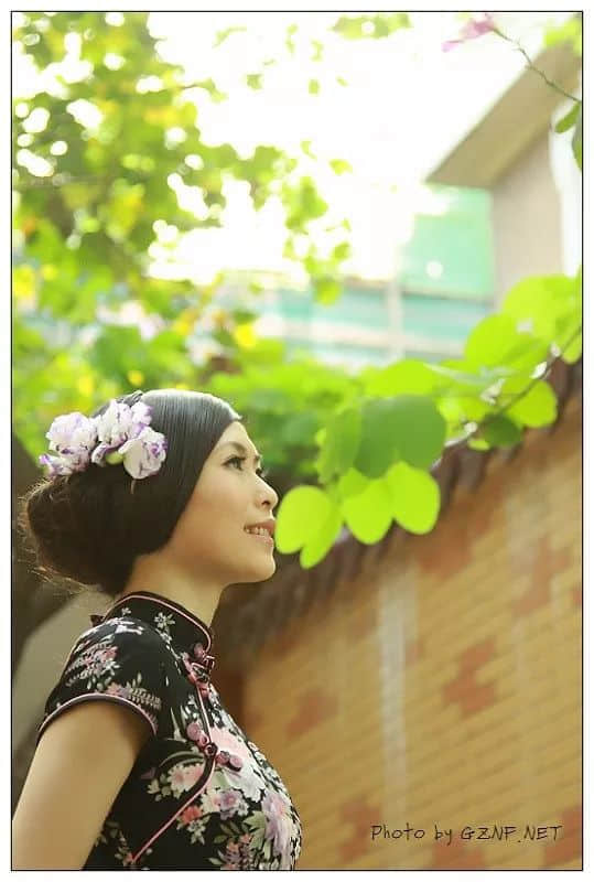 在這裡，你或許會(huì)遇到西關(guān)小姐……