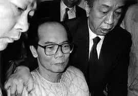 江湖大佬龍哥：以前我冇得揀，依家想做返個人！
