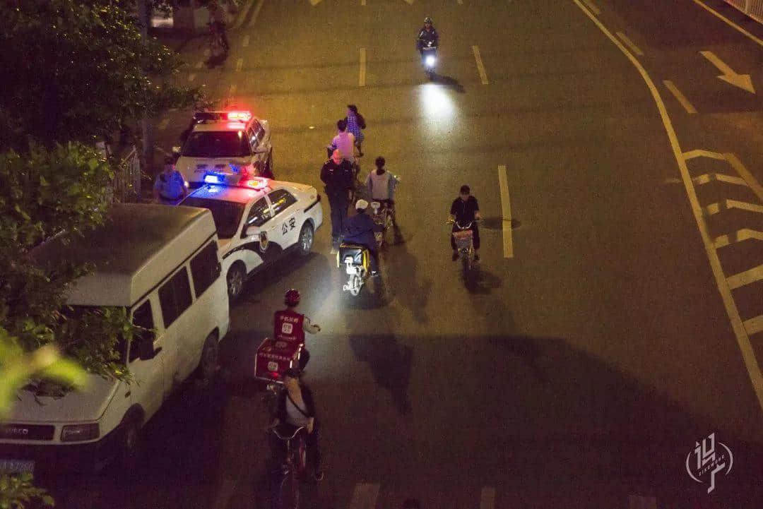 廣州街頭外賣交通違法亂象，有人管嗎？