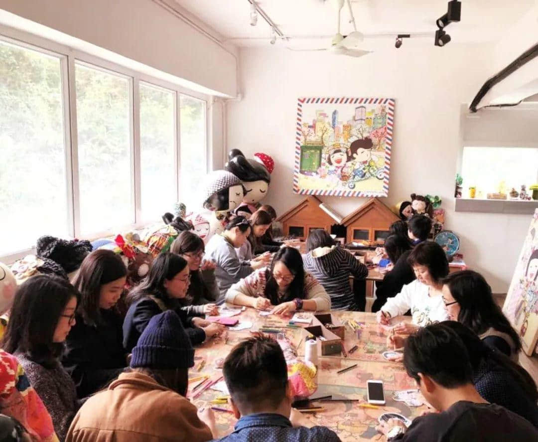 今年圣誕，我哋一于留喺廣州睇“雪”！