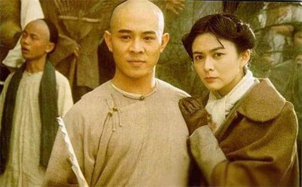唔好再問(wèn)佛山人識(shí)唔識(shí)無(wú)影腳！因?yàn)辄S飛鴻自己都唔識(shí)！