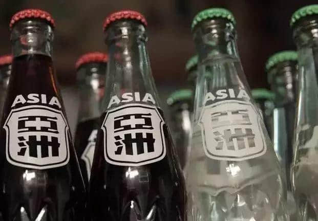 在廣東，比涼茶更萬能的是藥油！
