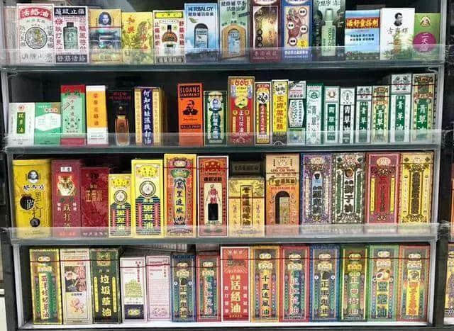 在廣東，比涼茶更萬能的是藥油！