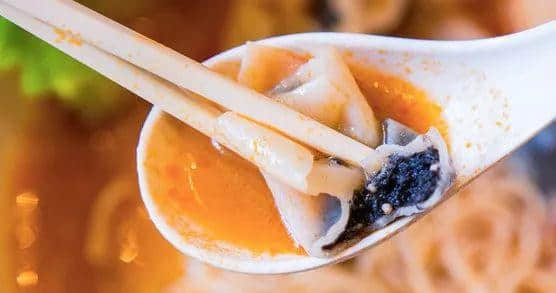 在廣州，不是每一碗云吞面都配叫細蓉