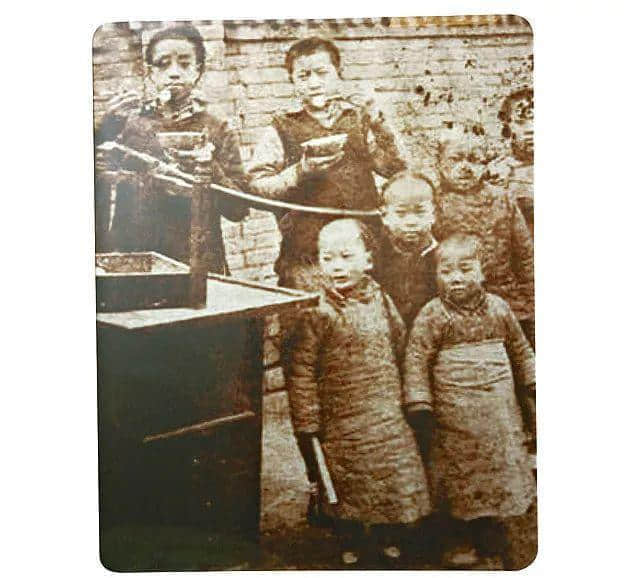 在廣州，不是每一碗云吞面都配叫細蓉