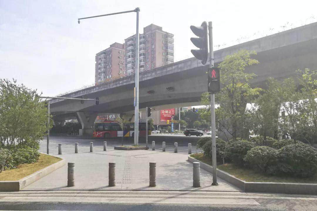 在廣州，無障礙出行到底有多難？