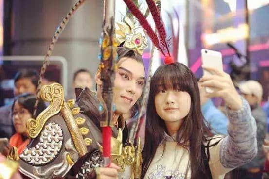 ?時(shí)隔34年粵劇重登春晚，但你真的會(huì)關(guān)心嗎？