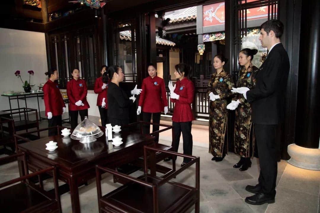 一個(gè)屬于廣州人的五星傳奇…… 一個(gè)屬于廣州人的五星傳奇……