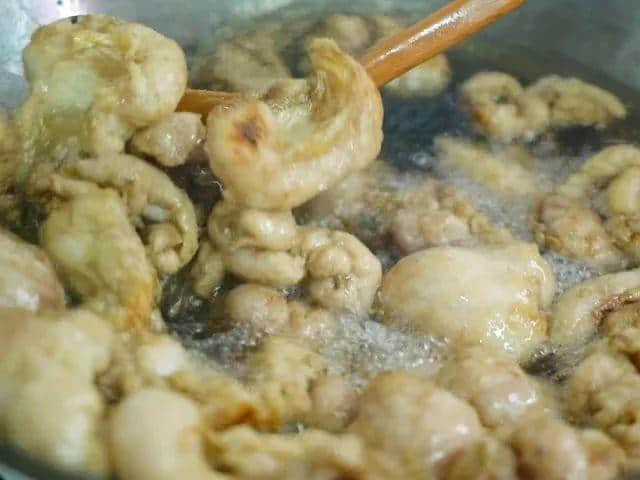 人間美味豬油渣，養(yǎng)成油膩廣東人