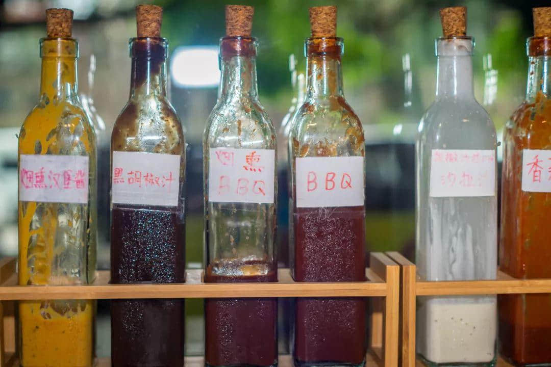 這家大學(xué)城里的隱秘漢堡店，讓你知道漢堡真正的味道